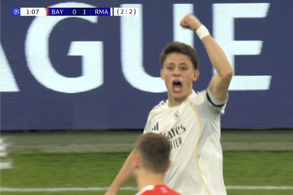 Aytunç Akın tweet media