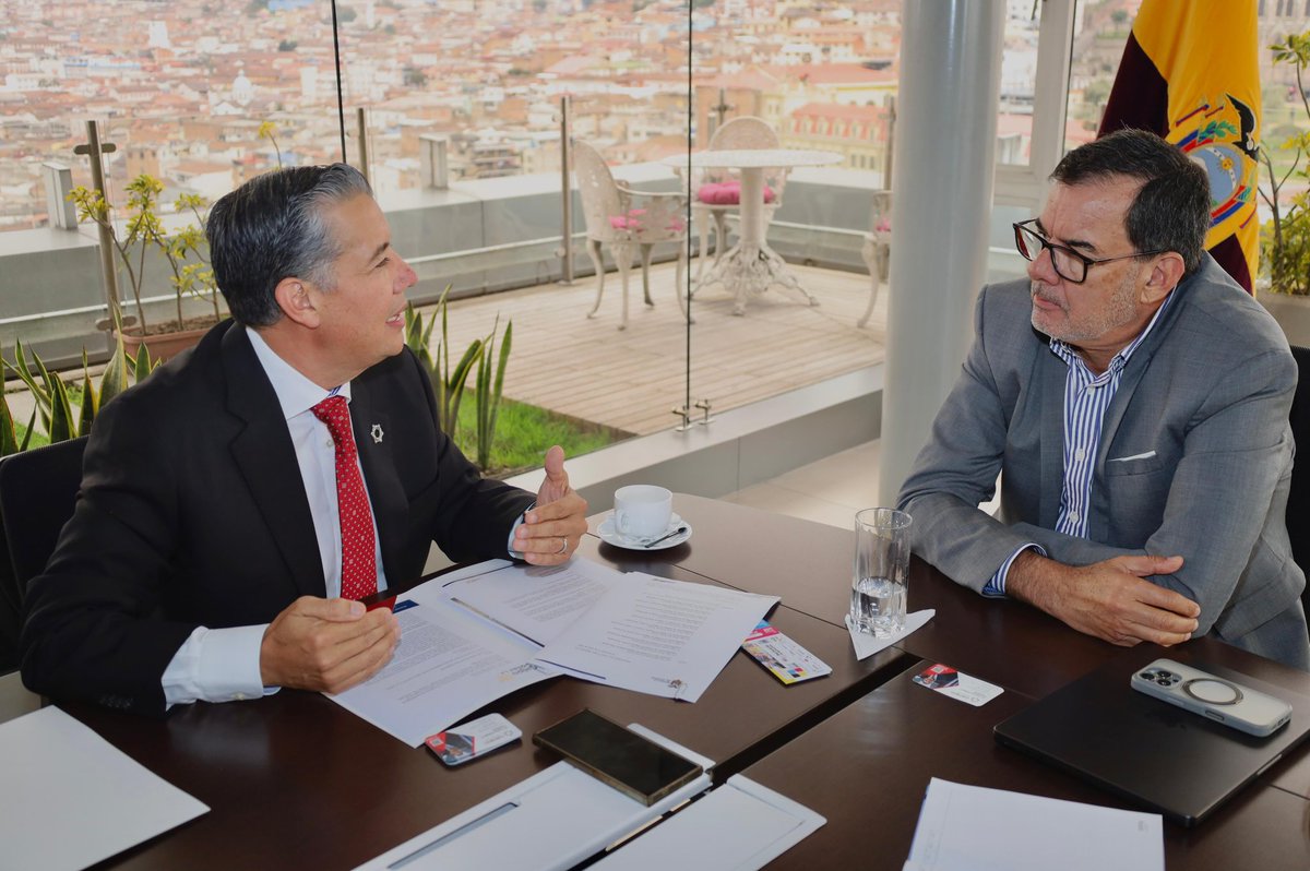 BanEcuador tweet media