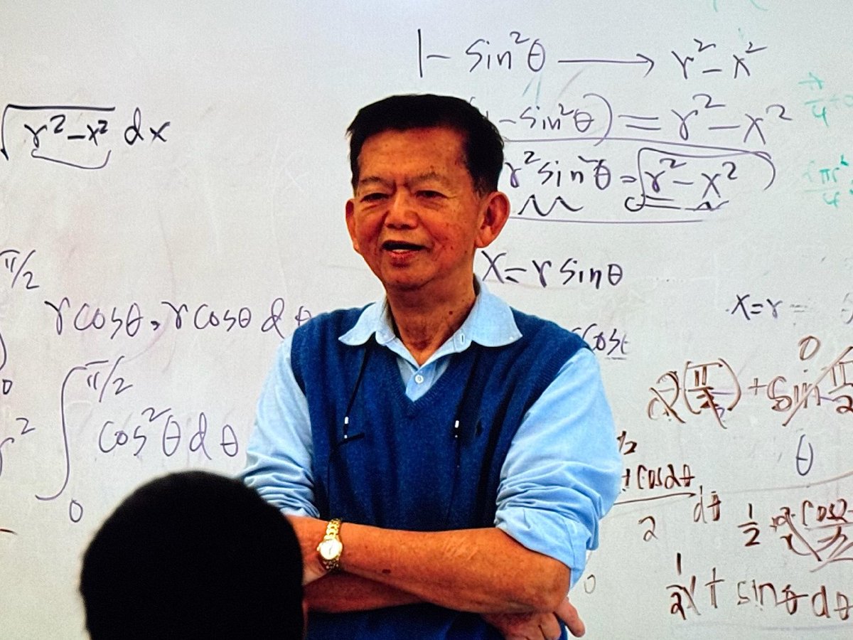 TheAnneChow's tweet photo. My dad was a teacher. When I think about what made him and so many teachers extraordinary, it wasn’t just knowledge. It was kindness. Inclusiveness. The ability to see each person and help bring out their very best. That’s leadership. ❤️

#LeadBigger #ReWiredCEO #Teachers https://t.co/jlWv68c9Af