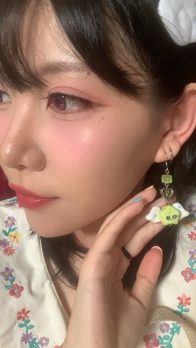 reiya (comms closed) tweet media