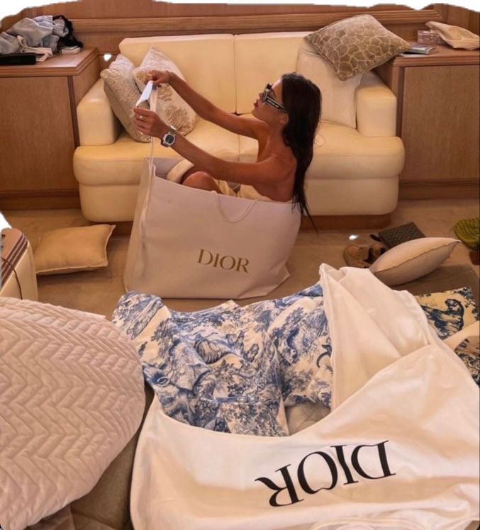 Lulú del Sol tweet media