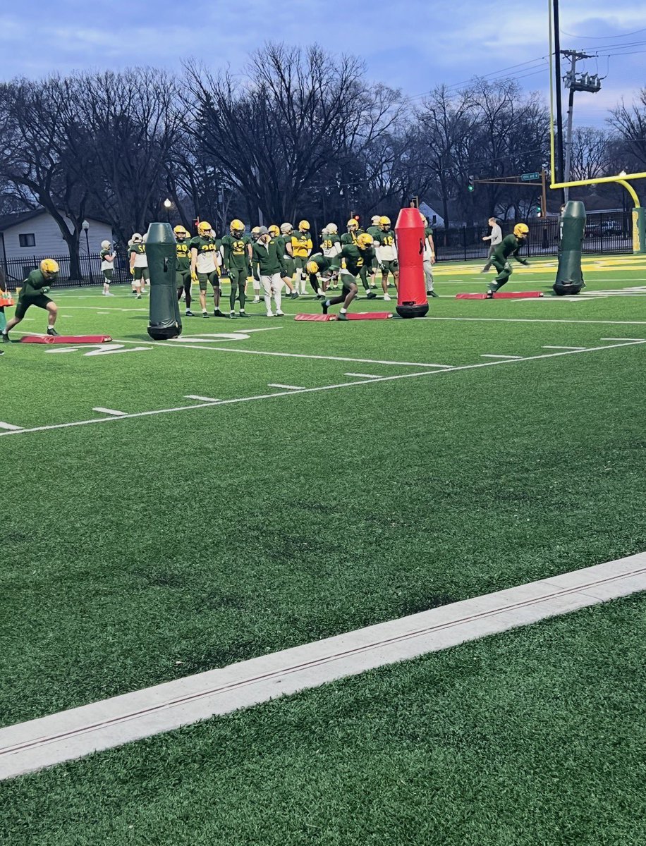 jaymesonsmith10's tweet photo. I had a great time at @NDSUfootball yesterday! Thank you to all the coaches for an amazing spring practice!
@CoachLJ38 @CoachCrutchley 
@CoachHalder @ByronMNFootball https://t.co/kO5MZbPaBa