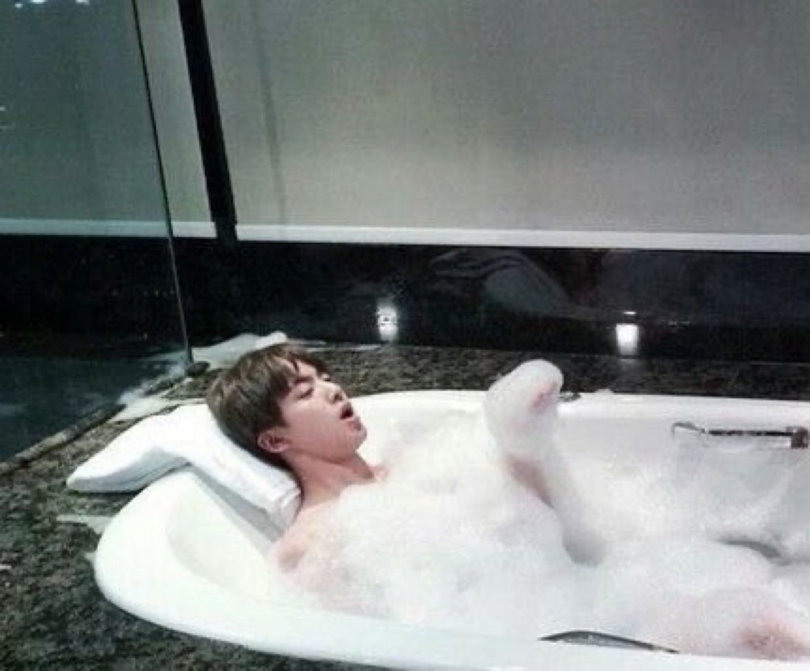 armyirang (21k) tweet media