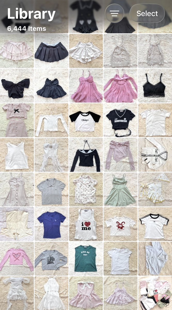 โล๊ะตู้ เริ่มต้นหลักสิบ 🍥  มีมากกว่าในรูป

🌸 ลงของพรุ่งนี้ 18:00น. 🎀

⭐️ ปัก รีทวิต กดติดตามลด 5฿

ค่าส่ง 45฿  ( 5+ตัว เหมา 55฿ )

#ส่งต่อ #ส่งต่อเสื้อผ้า #เสื้อผ้ามือสอง #ส่งต่อเสื้อผ้ามือสอง #ส่งต่อcintage #ส่งต่อstylistshop #โล๊ะตู้