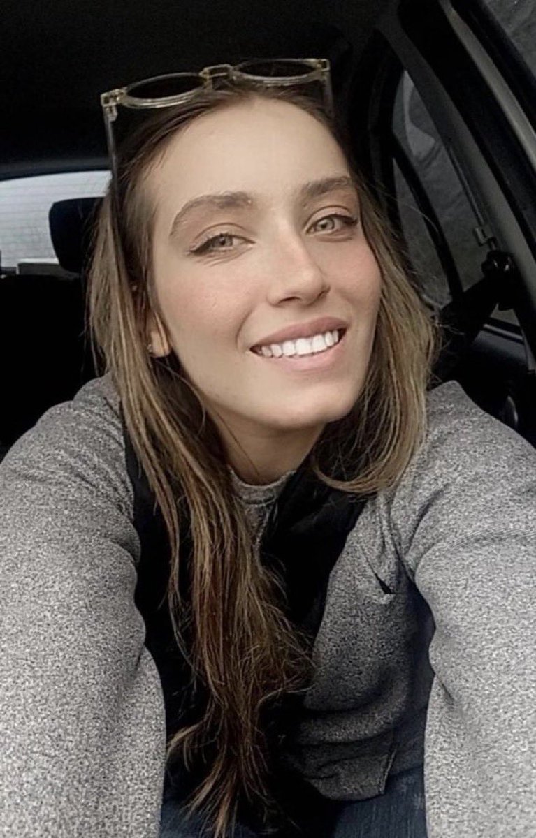 Maryam Moqaddam مریم مقدم tweet media