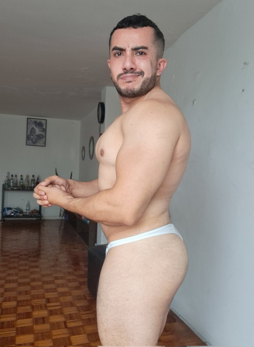 GEORGEMHMH tweet media