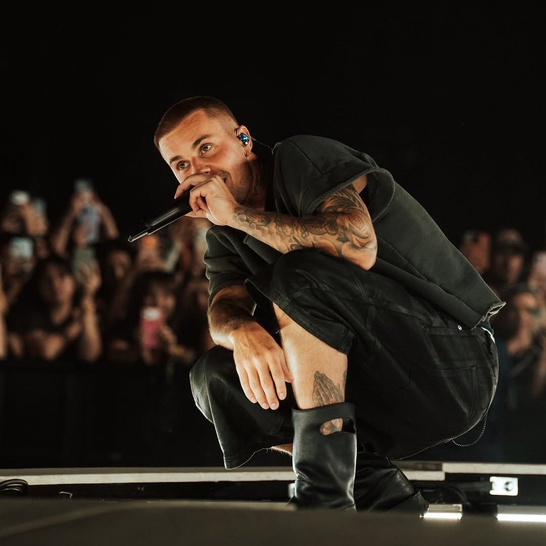 Justin Bieber Central tweet media