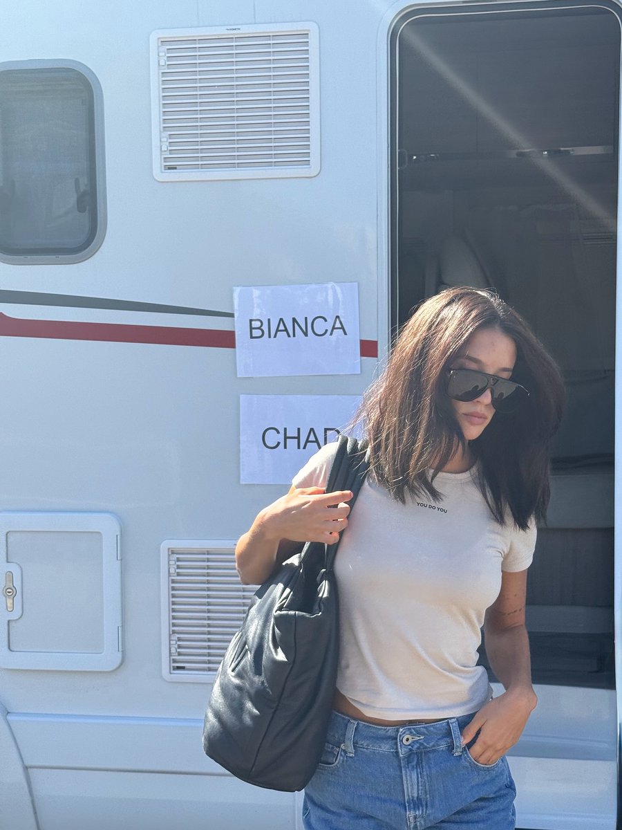 María Pedraza  tweet media