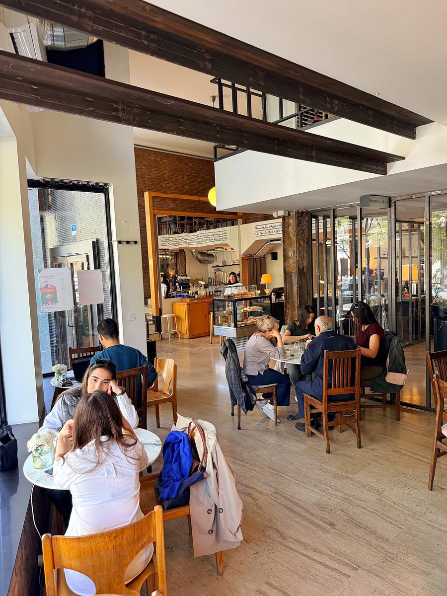 همایونی tweet media