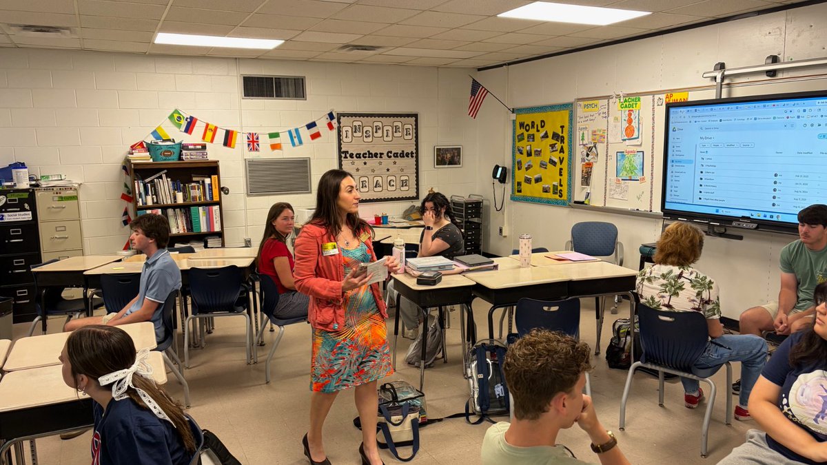 Spadoni College of Education & Social Sciences tweet media