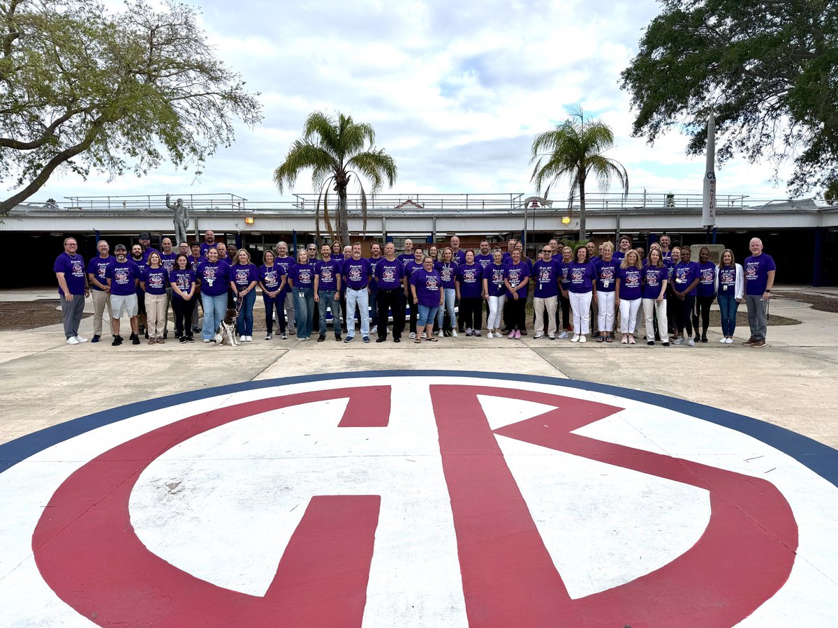 BrevardSchools's tweet photo. Today we #PurpleUp 💜 recognizing that the one in uniform isn’t the only one who serves. Military children show resilience, courage, and strength every day. We see you. You belong here. #MonthOfTheMilitaryChild #1Brevard https://t.co/Hyb8gNL8F2