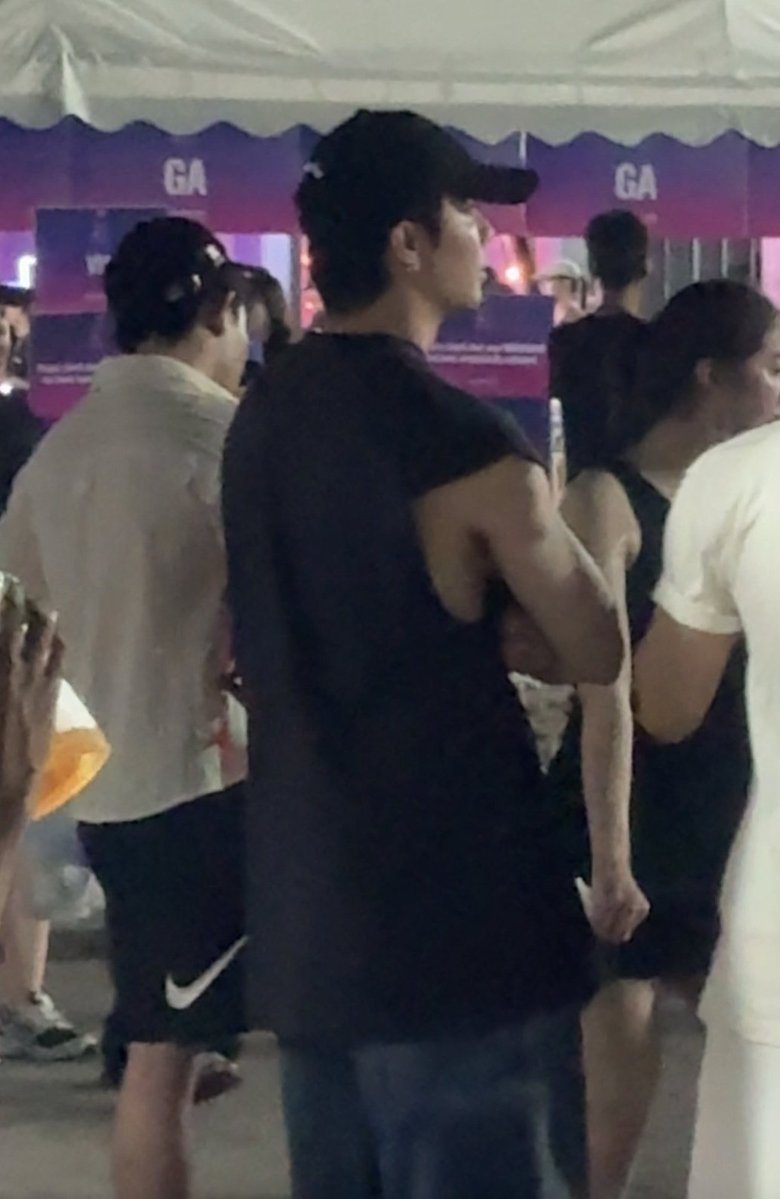 ♡𝑍𝑒𝑒𝑁𝑢𝑁𝑒𝑤𝐹𝑜𝑟𝑒𝑣𝑒𝑟♡🐺🐱 tweet media