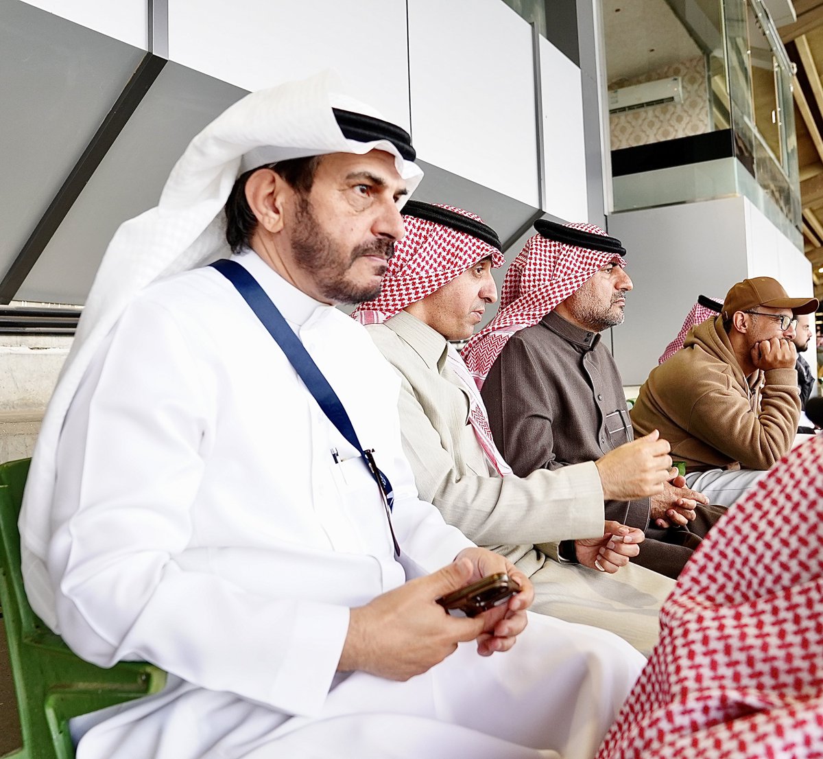 abhaFC's tweet photo. عـزوتنا بقلـب واحـد ☝️

#نادي_أبها https://t.co/DgWw5cw5PK