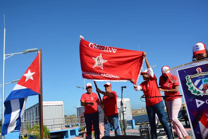 Empresa Eléctrica Cienfuegos tweet media