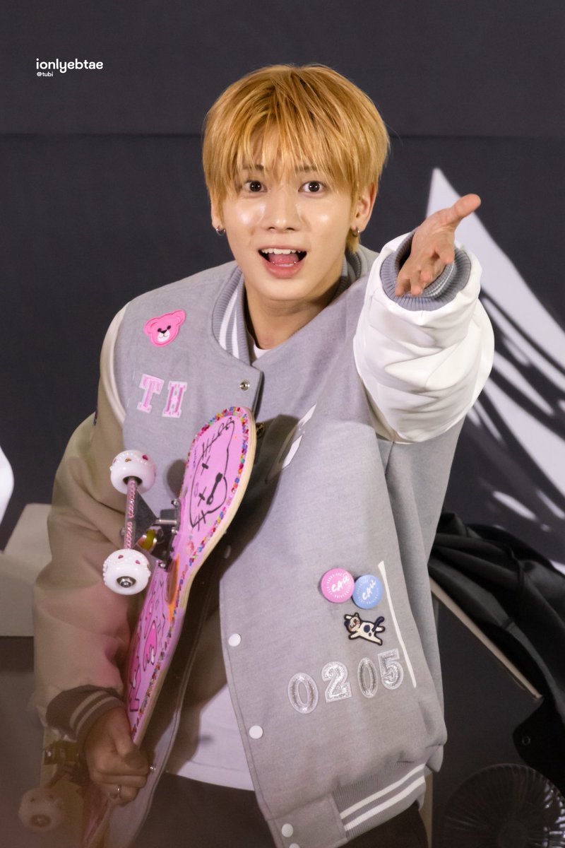 tubi♡ionlyebtae tweet media