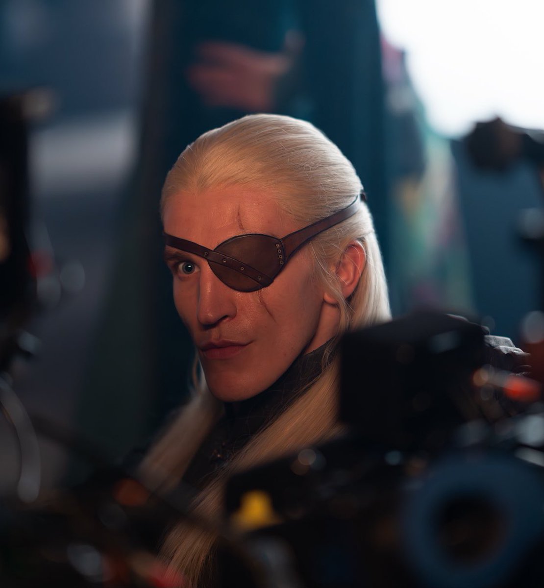 westerosies's tweet photo. New look at Ewan Mitchell as Prince Regent Aemond Targaryen behind the scenes of ‘HOUSE OF THE DRAGON’ Season 3. 🐉 https://t.co/A1NJbYxjba
