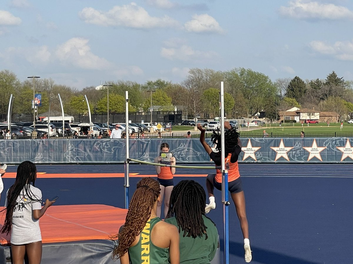 Naperville North Athletics tweet media