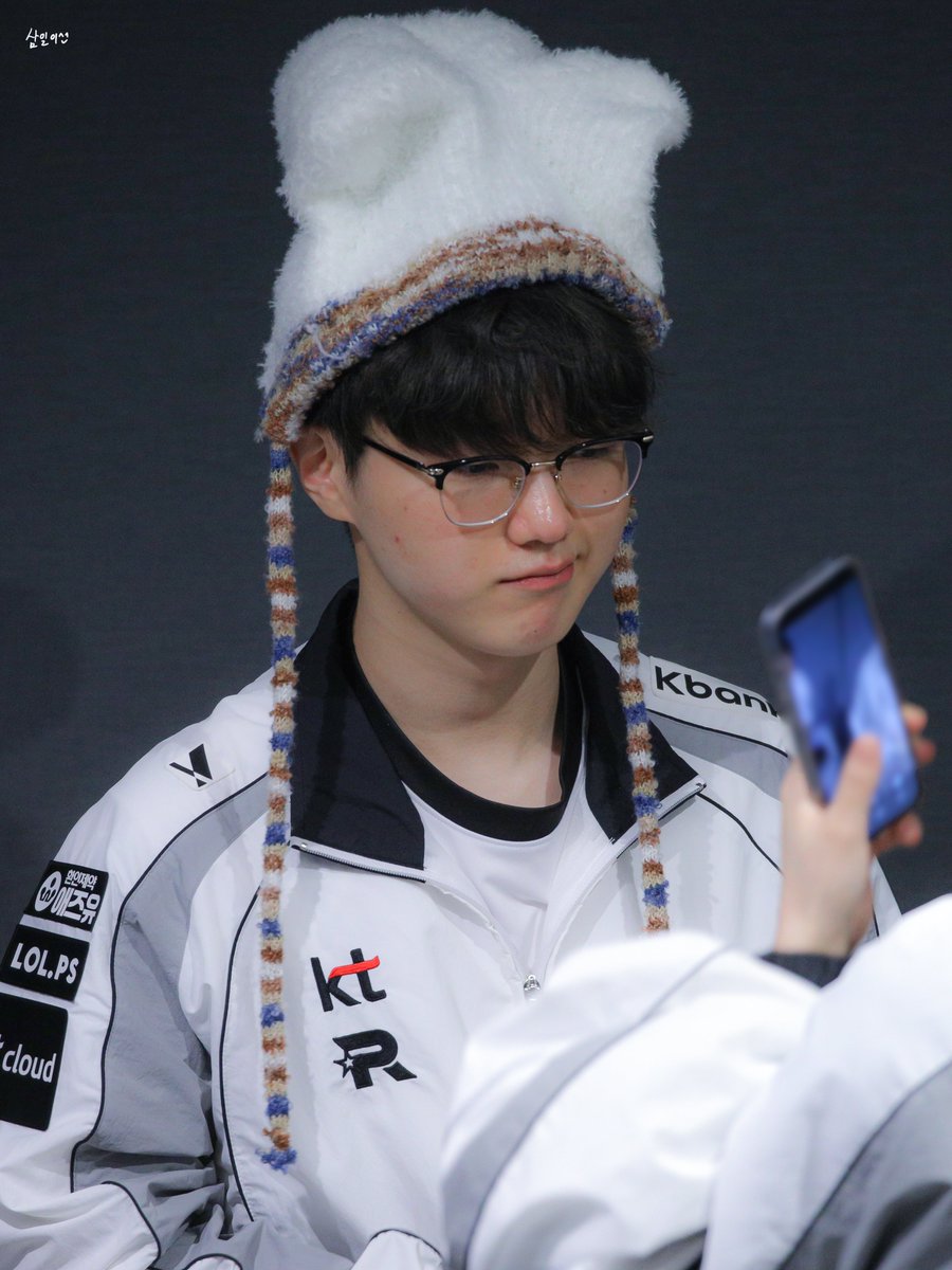 B_d03d's tweet image. 승민님.. 안에 혹시 라따뚜이가 있나요?
#퍼펙트 #PerfecT