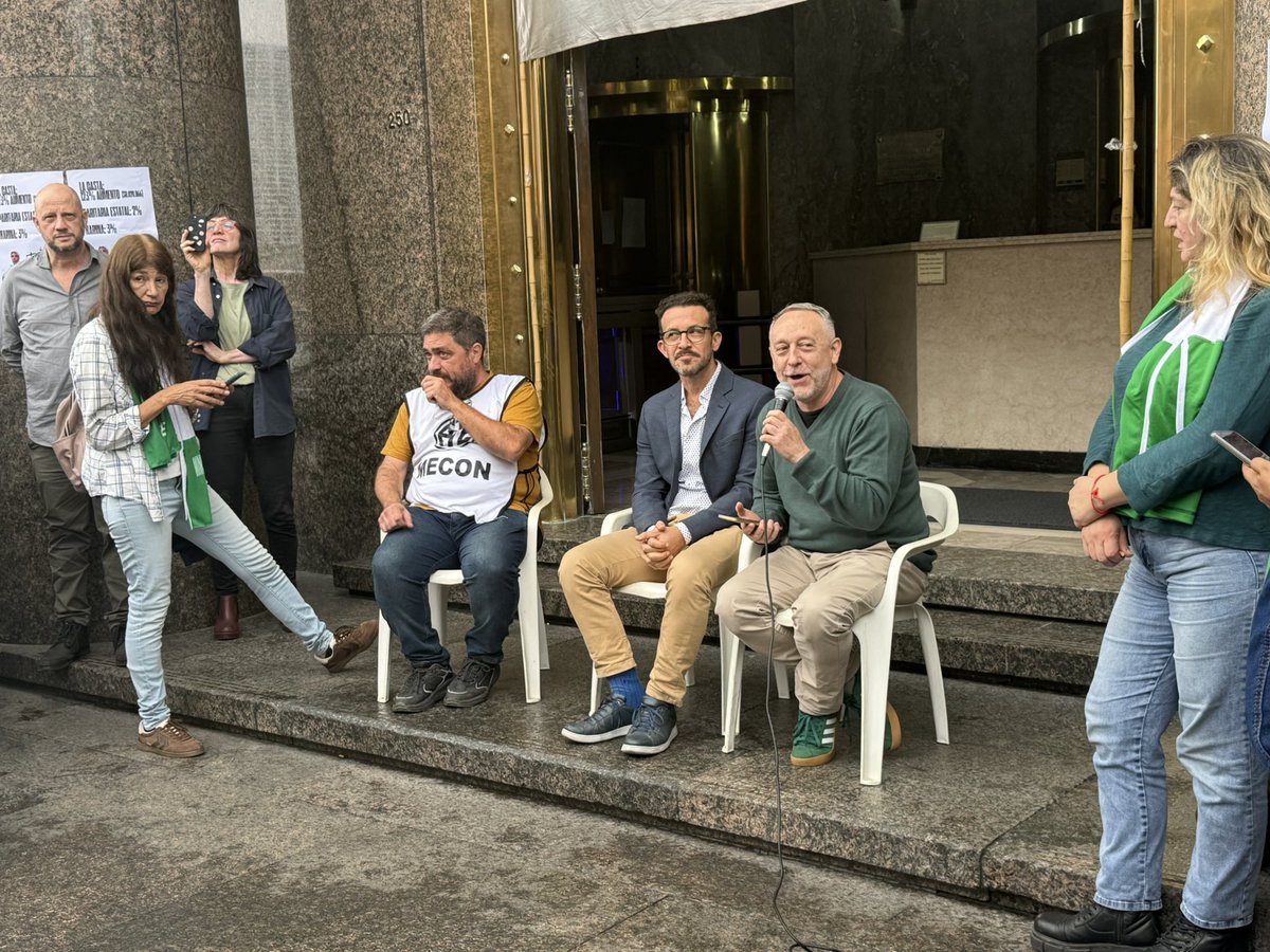 Frente de Izquierda Unidad tweet media