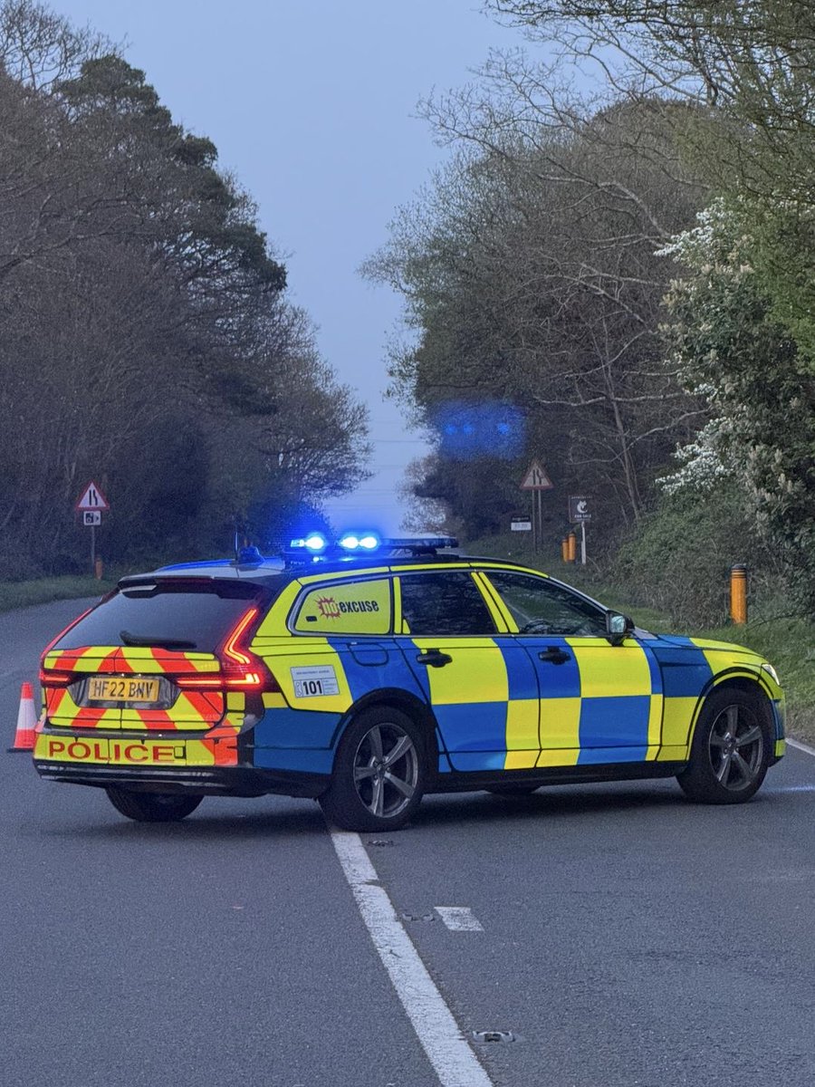 DorsetSpecials's tweet image. Special Constable Paul spent much of his shift last weekend on a concern for welfare, then dealing with a dead deer causing a hazard on the highway. 
Want to make a difference? We’re recruiting now—visit the Dorset Police website. #DorsetPolice #SpecialConstable #Recruitment