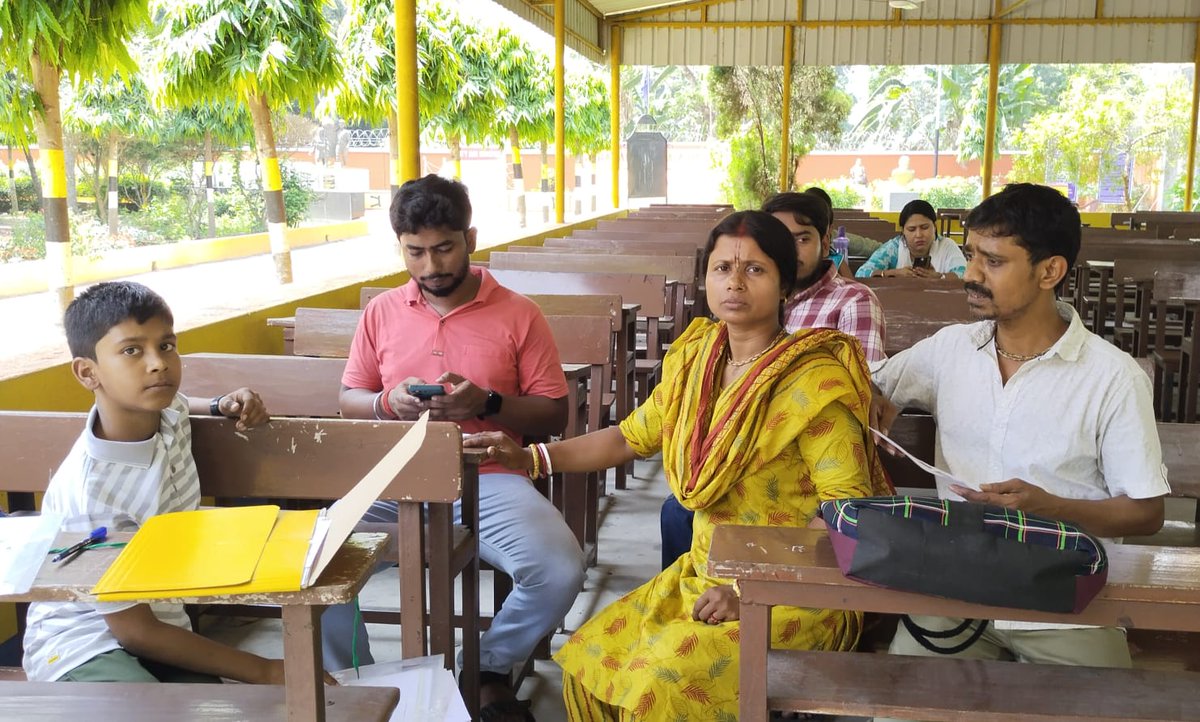 jnvmsdwb's tweet photo. Admission Process of JNVST-2026-27 at PM SHRI JNV Murshidabad, W.B is underway and till now 49 out of 80 students are verified their documments and taken admission into the vidyalaya. #JNVActivity #JNVST2026
@NVS_HQ
@EduMinOfIndia https://t.co/BhAH1XHyIr