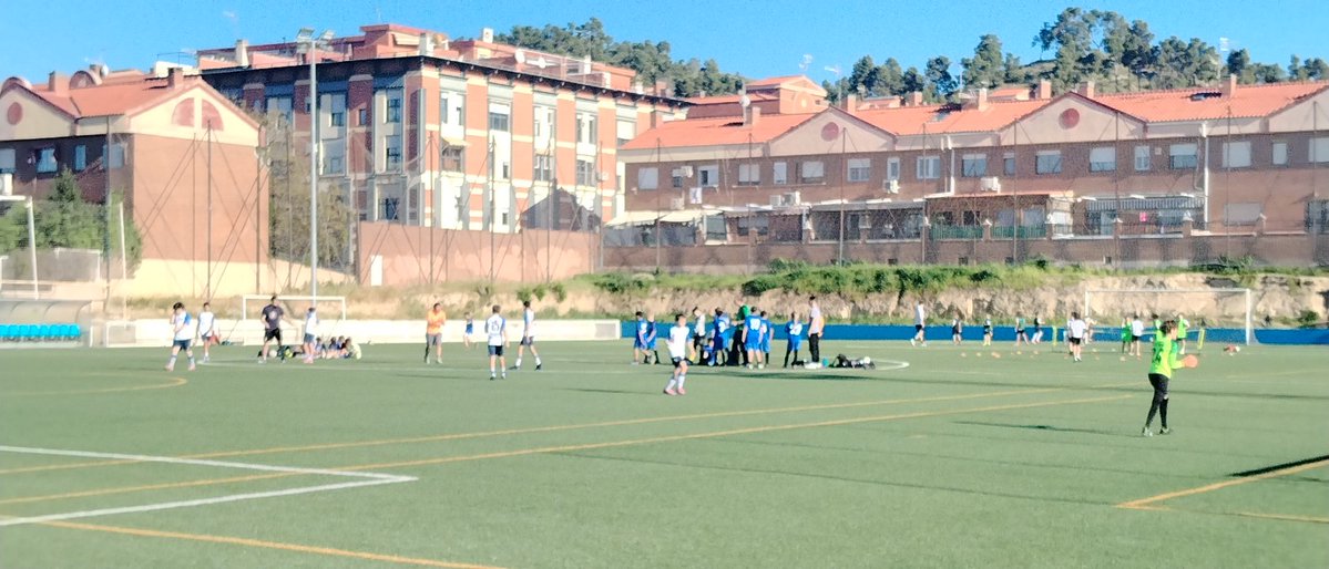 Partido adelantado Alevín F7
AD Áncora Aranjuez 2-1 CD Sitio de Aranjuez.
Descanso 
<a href="/AncoraAranjuez/">A.D. Áncora Aranjuez</a>
<a href="/DeporteAranjuez/">Deporte Aranjuez</a> 
<a href="/RFFM_oficial/">RFFM</a>