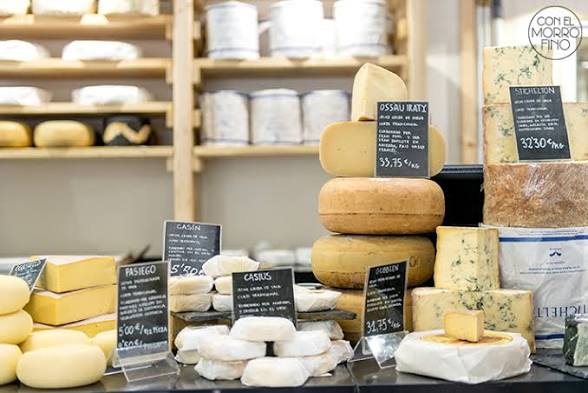 JesRaq88's tweet image. En la misma calle Conde Duque donde se encuentra Leon the #Baker, estan escondidas verdaderas delicias  para el paladar. Desde los mejores #quesos #delicatesen hasta la mejor #miel. Su nombre? #Cultivo. Uno de sus mejores #productos? La miel #Zumbando, de #Valladolid. #Viral.