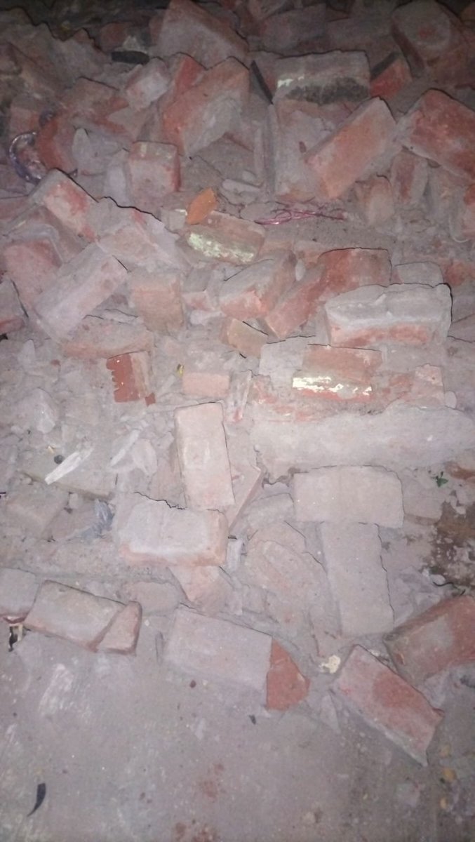 gurudwaraspark's tweet photo. Kindly ensure immediate FIR, identification, and arrest of the culprits without delay. Swift action alone will uphold rule of law and restore public confidence in governance.
@LtGovDelhi @ArvinderLovely @hdmalhotra @hskalka @JasmainSingh @narendramodi @PMOIndia @ZeeDNHNews @toi https://t.co/zwBvjZihtm