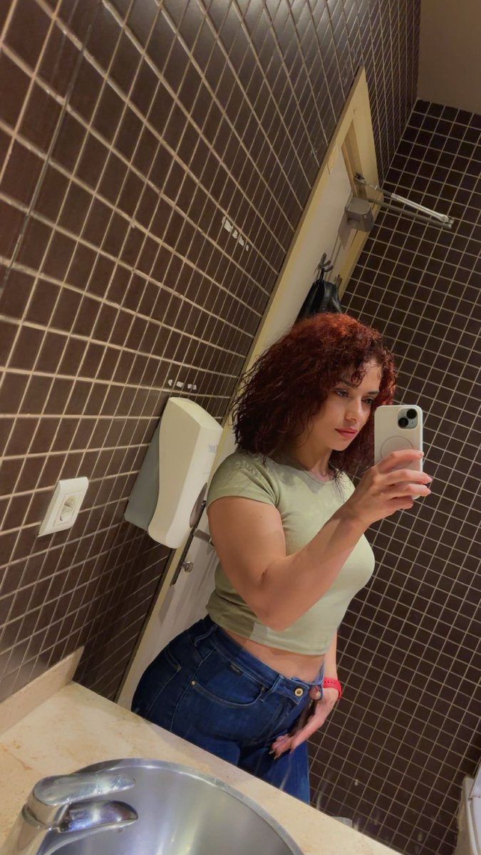 Emel'in Ataraksiyası tweet media