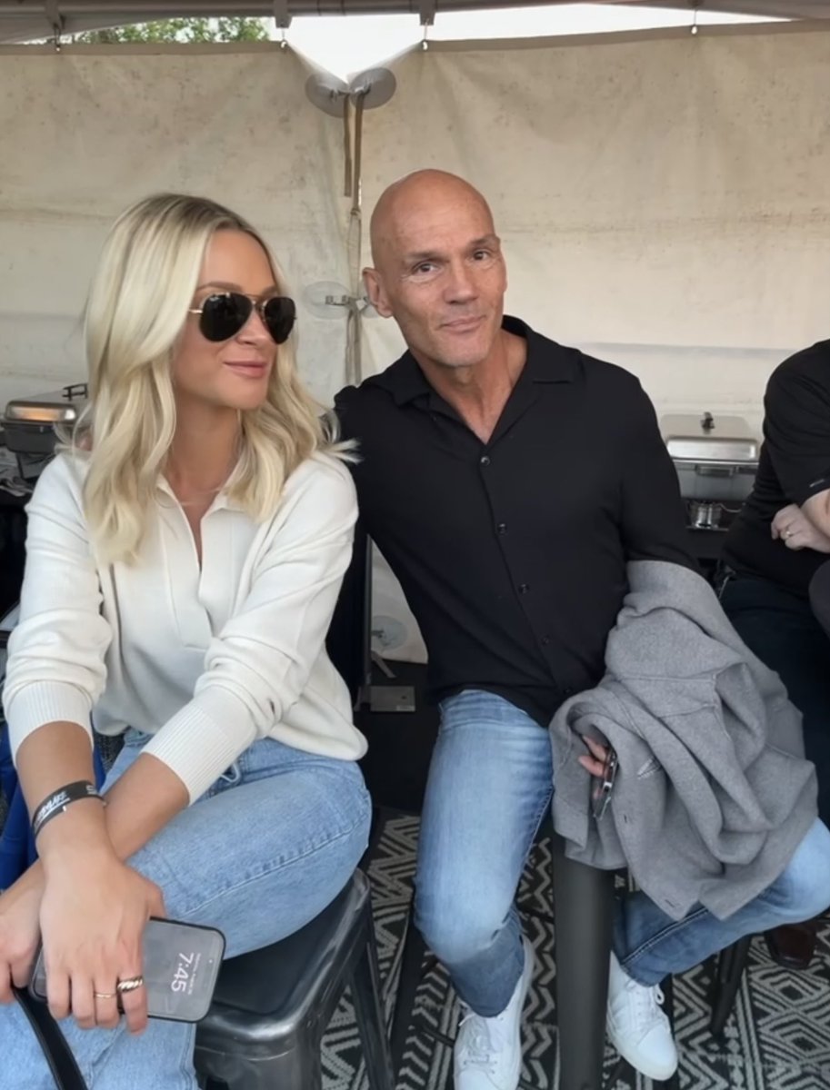 AgelessMeta's tweet image. Gym/Run/Diet/Fun.

My approach to fitness and health goals provide me the blue print to fully enjoy life without any limitations.

I am in, perhaps the best shape of my life…as I approach 63.

#BuiltToLast #FitOver60 #FitOver50 #Ageless