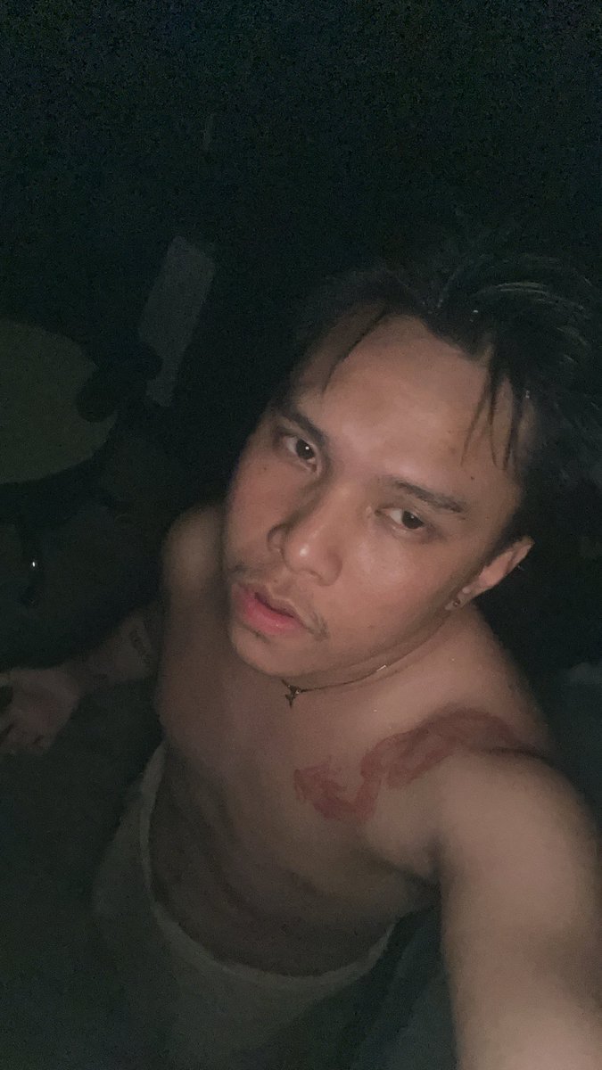 marxxuez's tweet photo. goodnight https://t.co/jY1Ufwq5JK