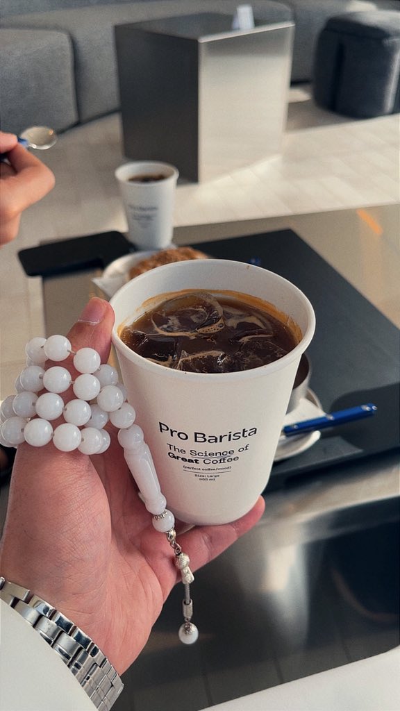 عبدالعزيز tweet media