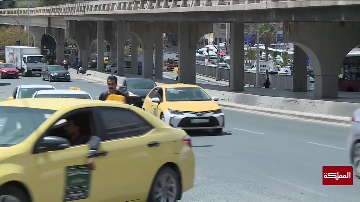 بين حماية السائق وخصوصية الراكب.. سائقون يطالبون بتركيب كاميرات مراقبة داخل التكسي الأصفر لحماية حقوق السائق والركاب #الأردن 