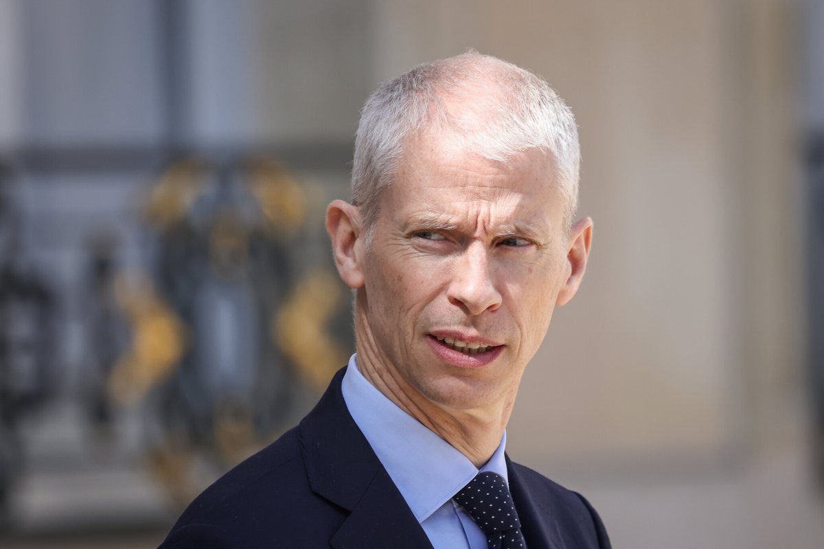 Le Parisien tweet media