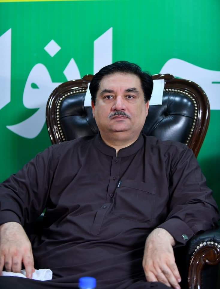 خرم دستگیر خان ایک باوقار اور خدمت گزار سیاسی شخصیت ہیں جن کی عوامی خدمت کی تاریخ بہت طویل اور قابلِ فخر ہے،گوجرانوالہ کی ترقی میں ان کا کردار ہمیشہ نمایاں رہا ہے۔کچھ حلقے صرف نعروں اور منفی پروپیگنڈے تک محدود ہیں، تمام نظریاتی لیگی کارکنان خرم دستگیر خاندان کی قیادت میں متحد ہیں