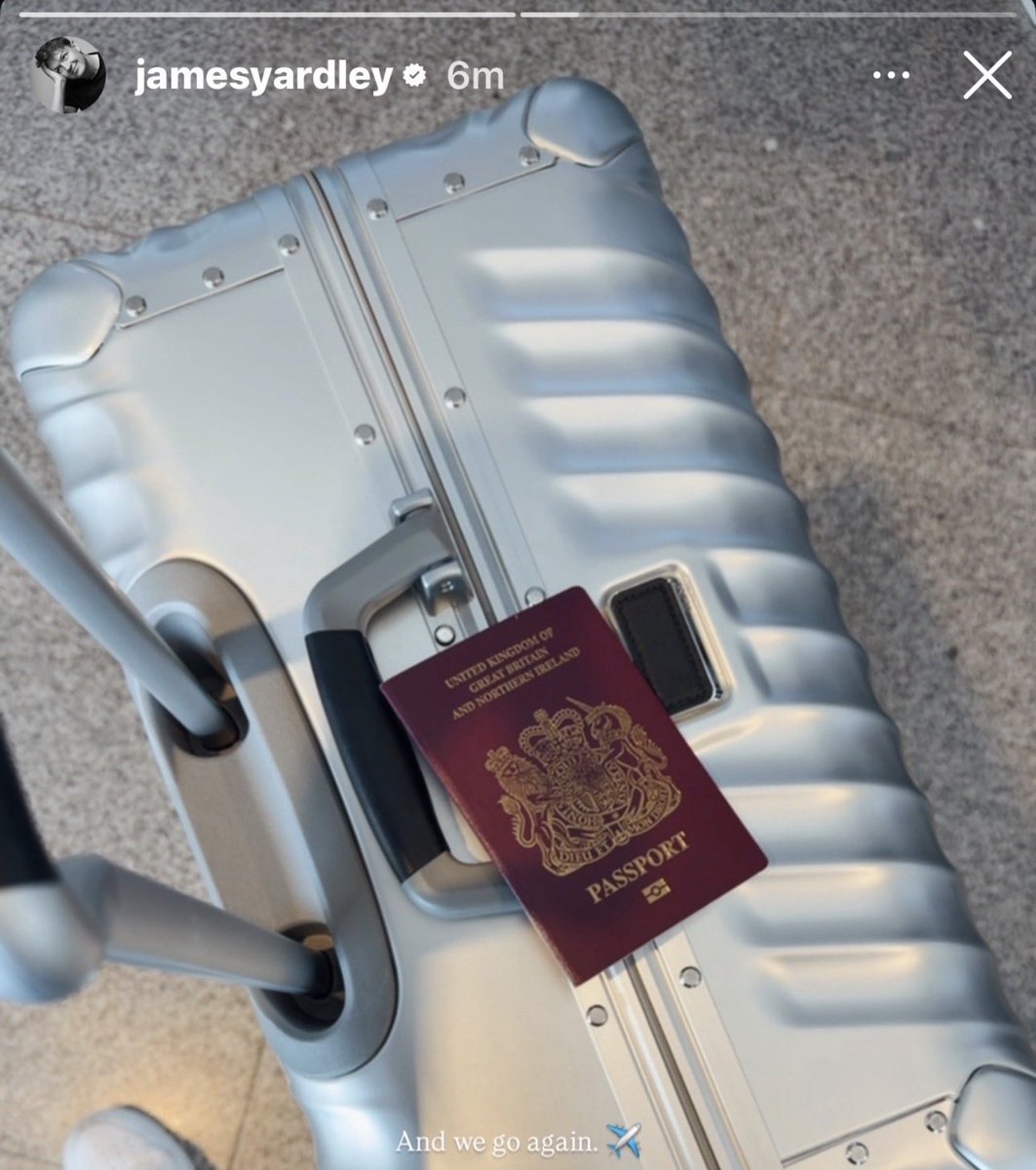 Vivianna 🇨🇦 tweet media