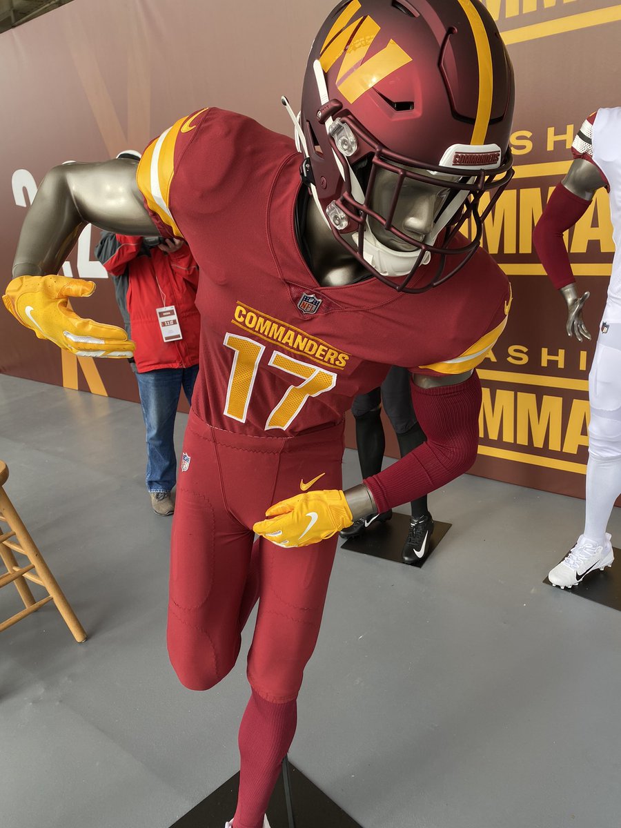 JDHarris_3's tweet photo. Bro these were so bad #RaiseHail #Commanders https://t.co/KHd17SNQ4G