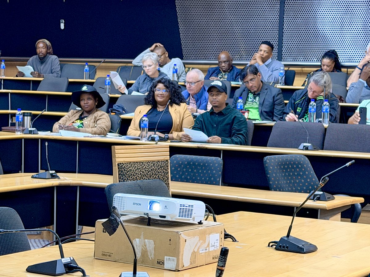 Hluphi Gafane tweet media