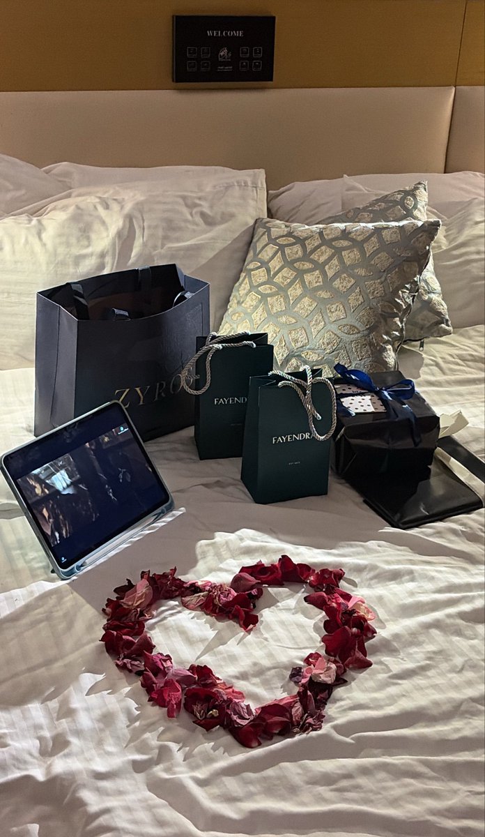 تجلِّي tweet media