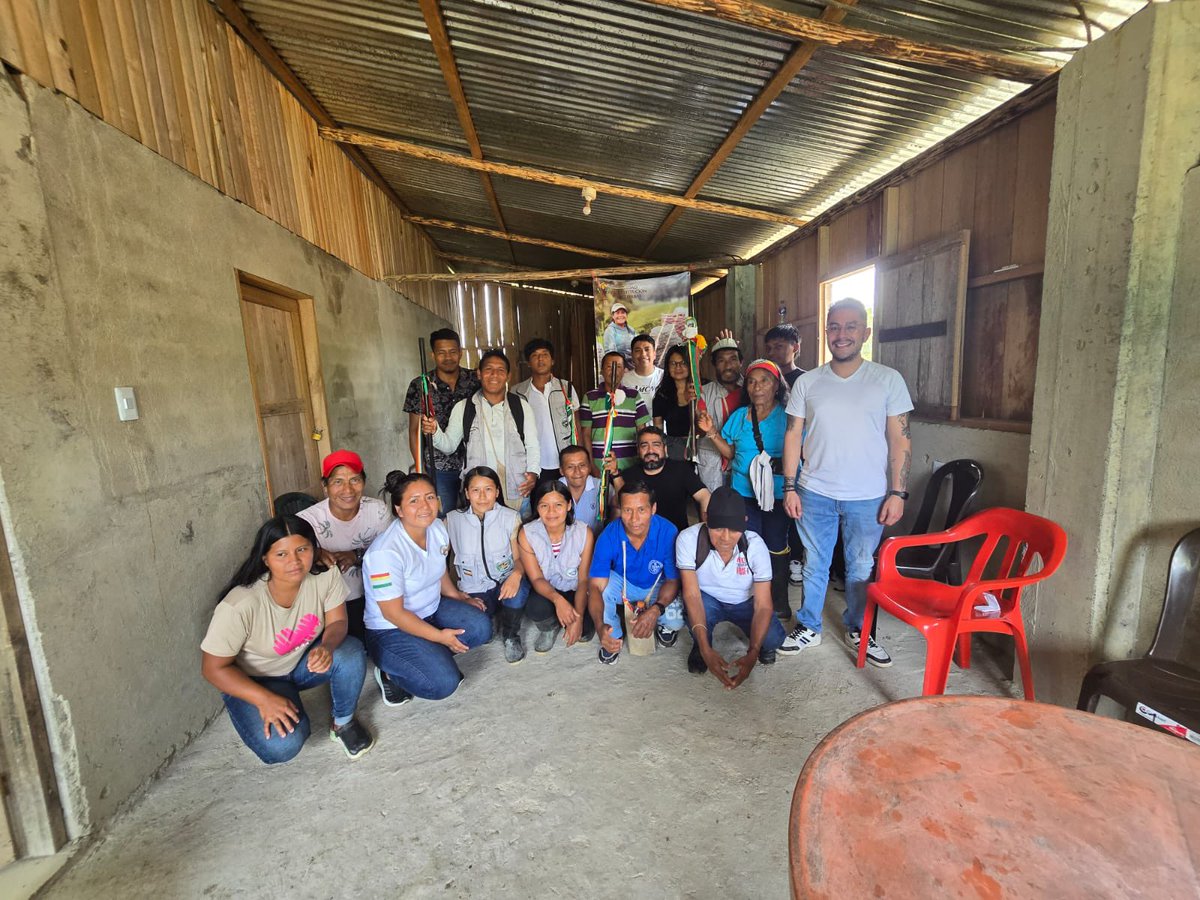 URestitucion's tweet photo. En el municipio de Barbacoas, la Dirección Territorial #Nariño realizó la asamblea de inicio y caracterización de afectaciones territoriales con el 🛖Resguardo Indígena Awá Cuasbil La Faldada, un espacio de construcción colectiva donde la comunidad compartió su historia y avanzó en el reconocimiento de los derechos sobre el territorio  que habita.