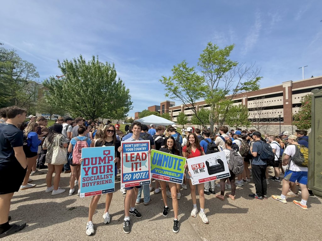 Anne-Elizabeth Matheny tweet media