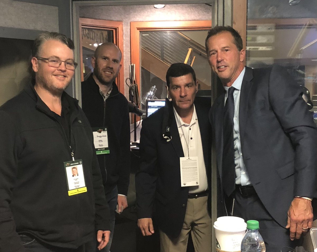 RadioFalness's tweet image. KFAN #mnwild Weekly is at 7 pm tonight @KFAN1003 as my Radio BFF @BrandonMileski and I are joined once again by @patmick2626 

#friends 😘 

Kfan.com/listen