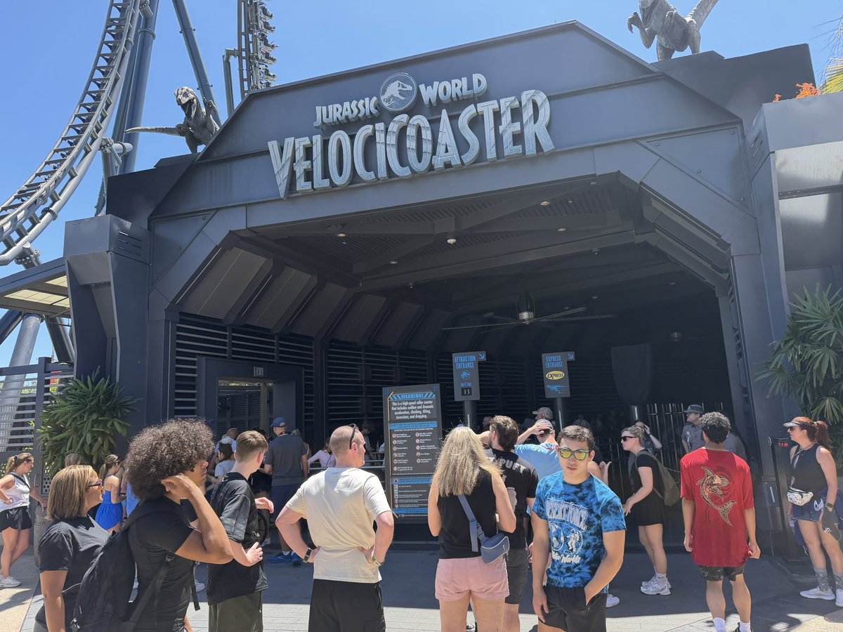 RockNstardust🎸✨ tweet media