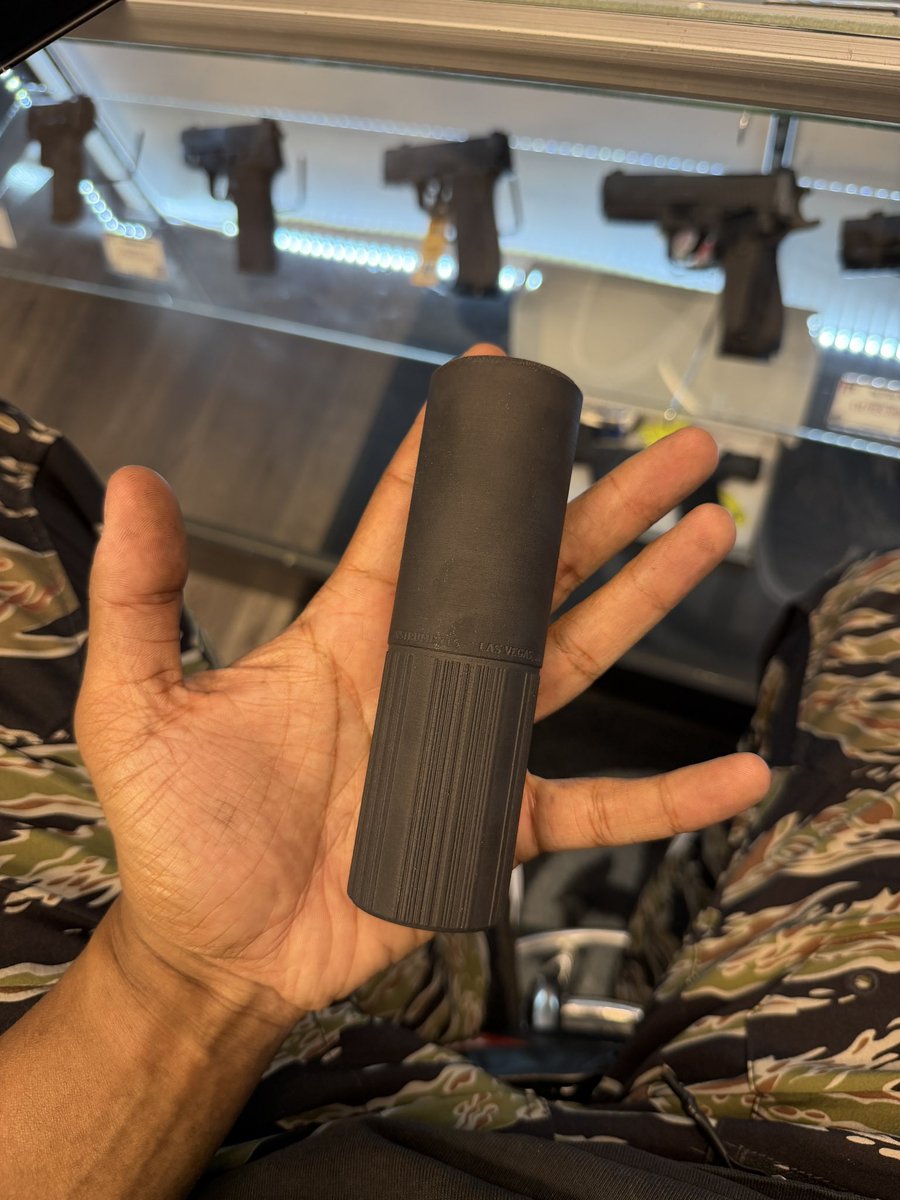 Jerry Curld ™ tweet media