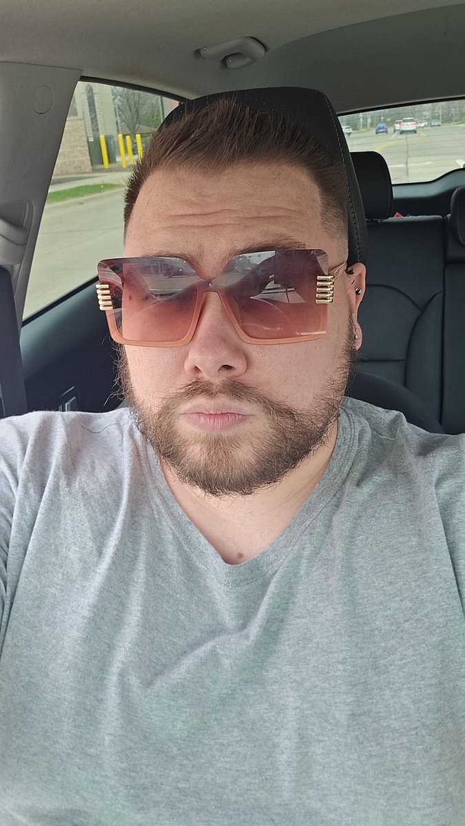 thor6703's tweet image. Cut and shades 😎 😂 what song you think im listening to? #music #fresh #style #lgbt