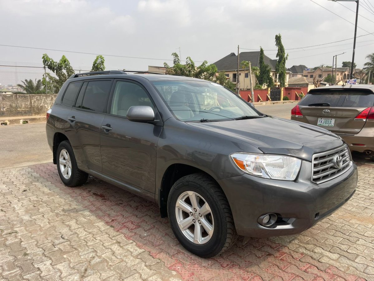 Humani ( THE FABRICS SELLER) tweet media