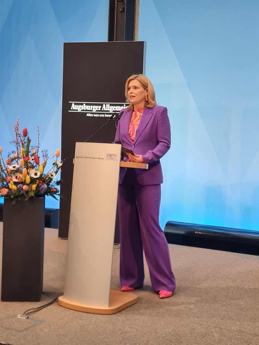 Christian Grimm tweet media