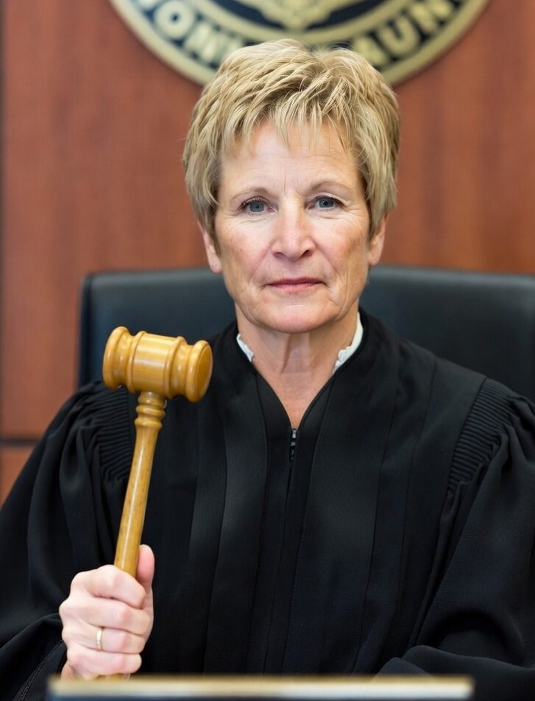 Jessie63335515's tweet image. I was just thinking..families of victims, sue cities, police departments, pharmaceutical companies, businesses, any and everyone, for millions!

So, why can't families of victims, sue the judges that release these criminals that reoffend?

Sue them into oblivion!!