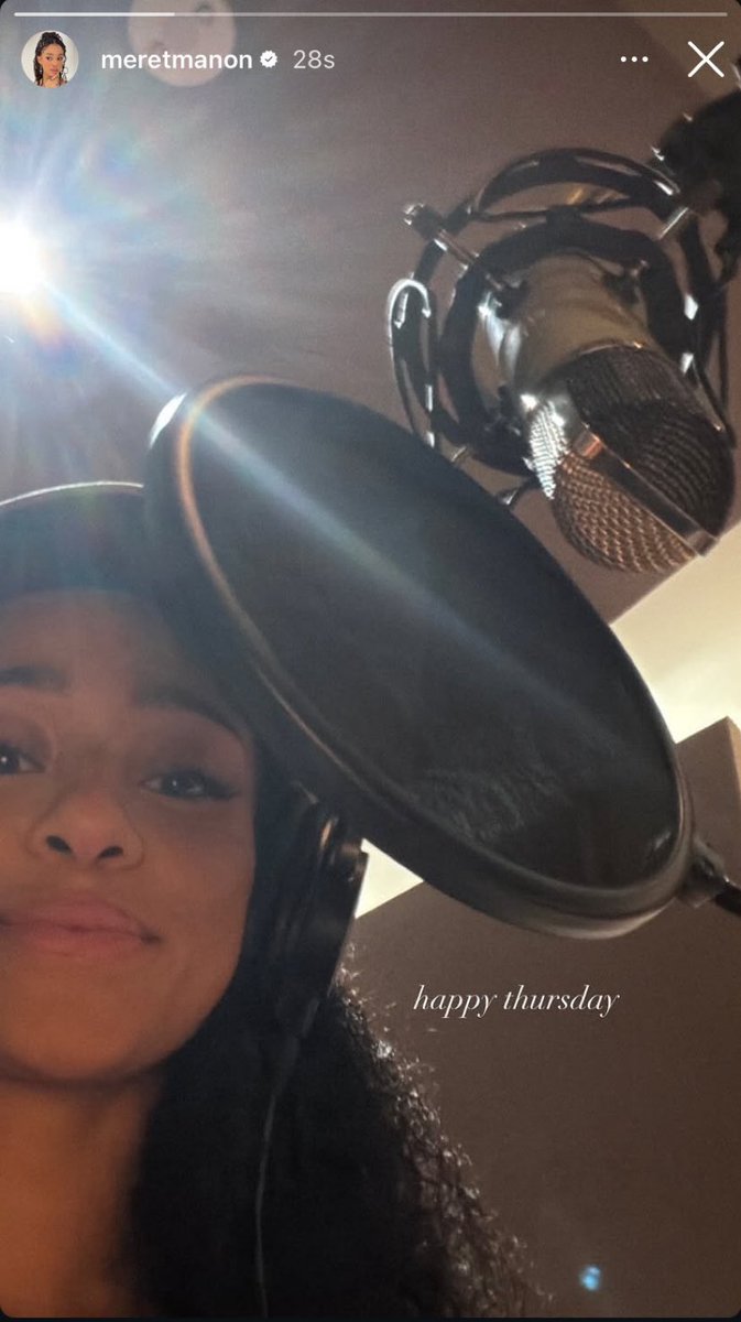 kai⋆˚꩜｡ MISSES MANZIE tweet media