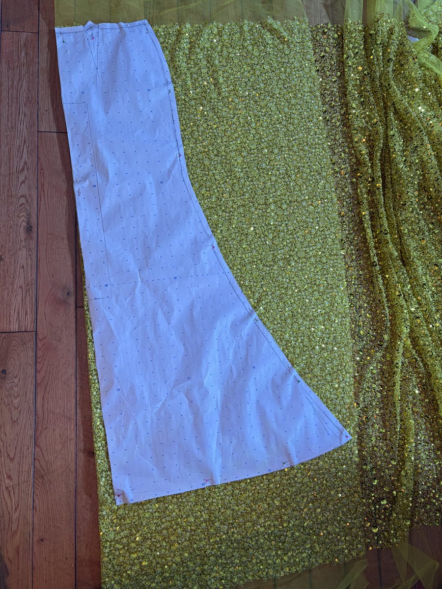 Ikaika_dbl's tweet image. #prom #behindtheseams